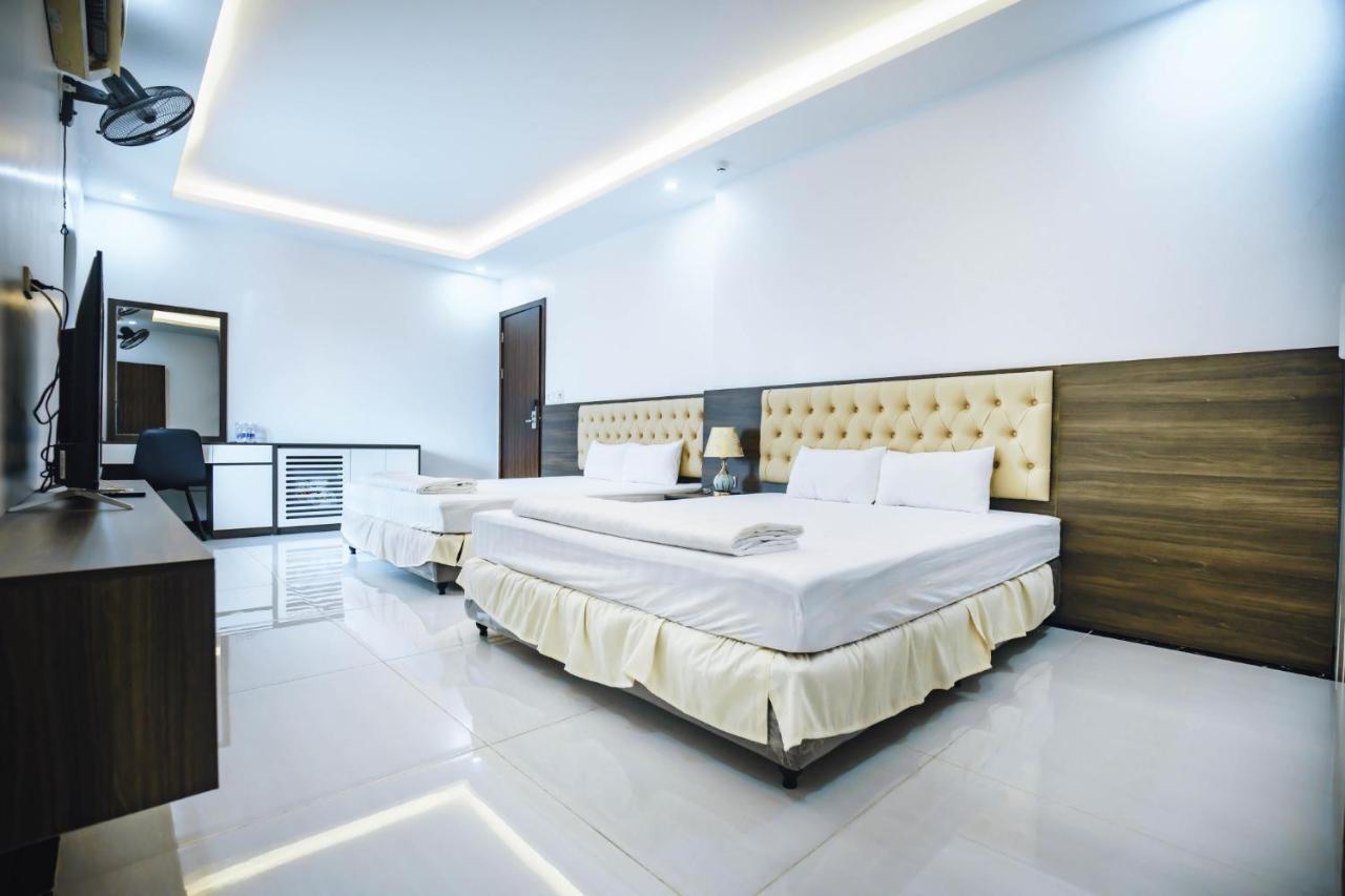Khach San Hero Thanh Hoa Экстерьер фото